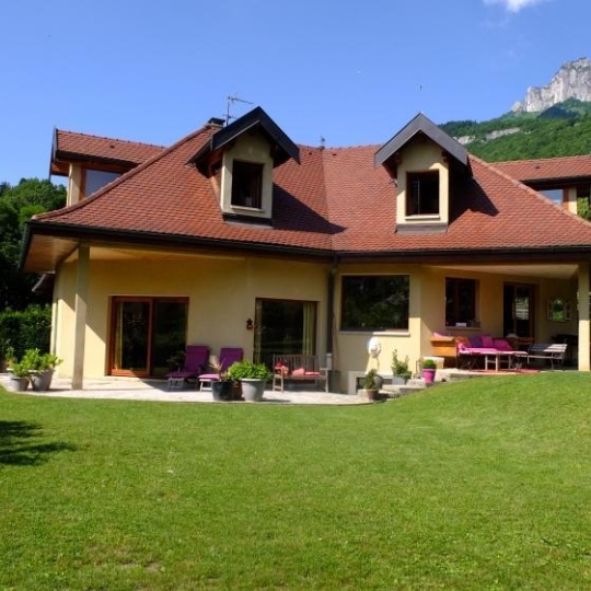 NEMOZ IMMOBILIER : Maison / Villa | TALLOIRES (74290) | 270.00m2 | 3 500 € 