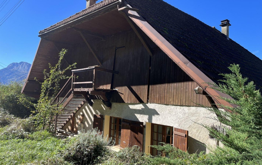 NEMOZ IMMOBILIER : House | TALLOIRES (74290) | 235 m2 | 1 150 000 € 