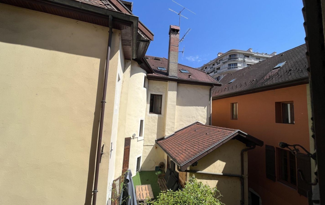 NEMOZ IMMOBILIER : Immeuble | ANNECY (74000) | 0 m2 | 700 000 € 