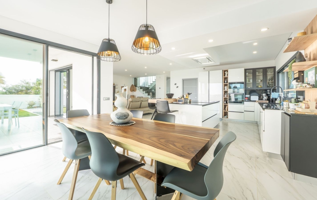 PARIS ANNECY l'Agence immobiliere : Maison / Villa | PERA (8365-204) | 230 m2 | 1 522 000 € 