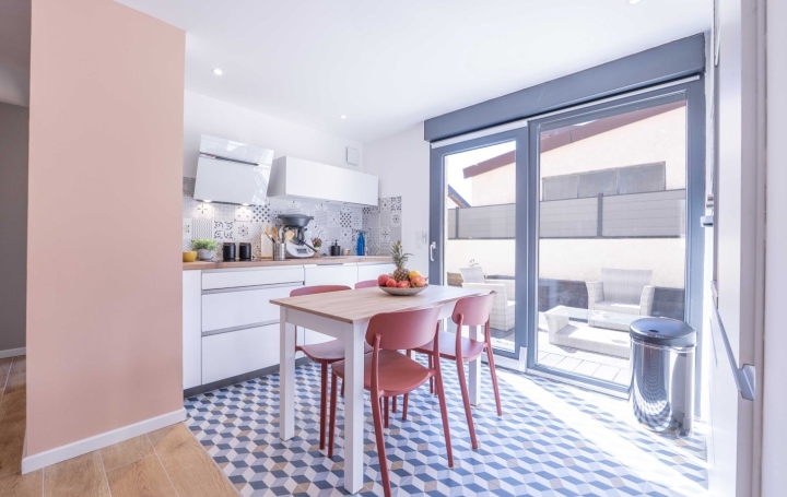 Appartement P4 EPAGNY-METZ-TESSY 85 m2 480 000 € Appartement P4 EPAGNY-METZ-TESSY 85 m2 480 000 €